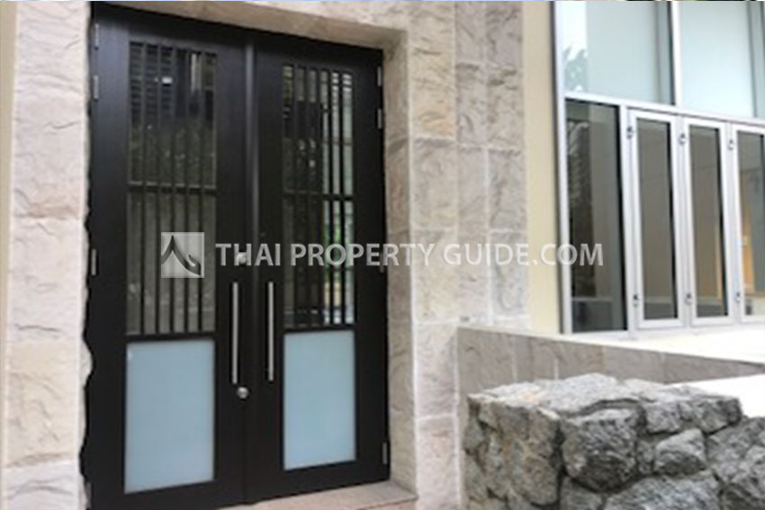 Townhouse in Sathorn 